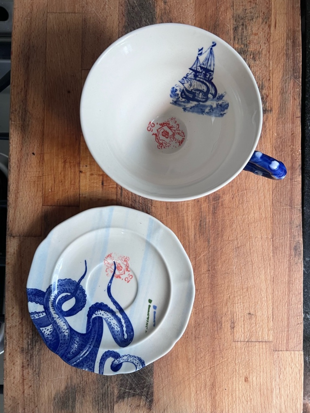 Anthropologie “From the Deep” Octopus Teacup & Saucer. Unused - Picture 6 of 8